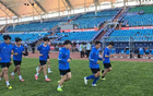 攻防两端状态拉满丨大连队抵哈首训，“足球城”底蕴尽显，哈尔滨首轮迎战强敌
