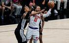 总决赛G1后，NBA冠军概率更新！尼克斯59.7%马刺4大问题亟需调整